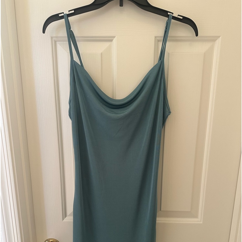 NWOT F21 DRESS SMALL SNAGS